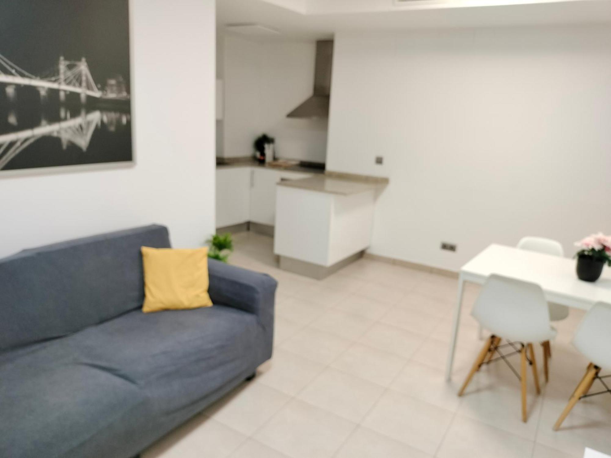 Apartaments Puigcardener 1 Manresa Exterior foto